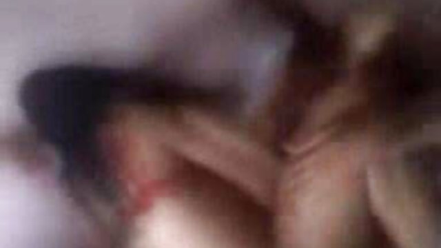 लूट श्यामला वेश्या Klara गोल्ड वेश्या वर सवारी