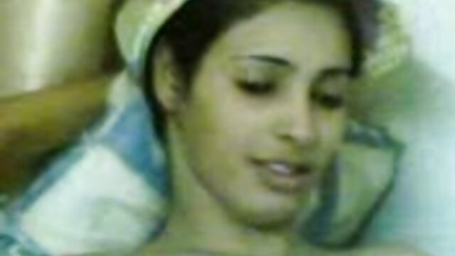 भारतीय पोर्न दिवा असलेले हार्डकोर थ्रीसम सेक्स व्हिडिओ